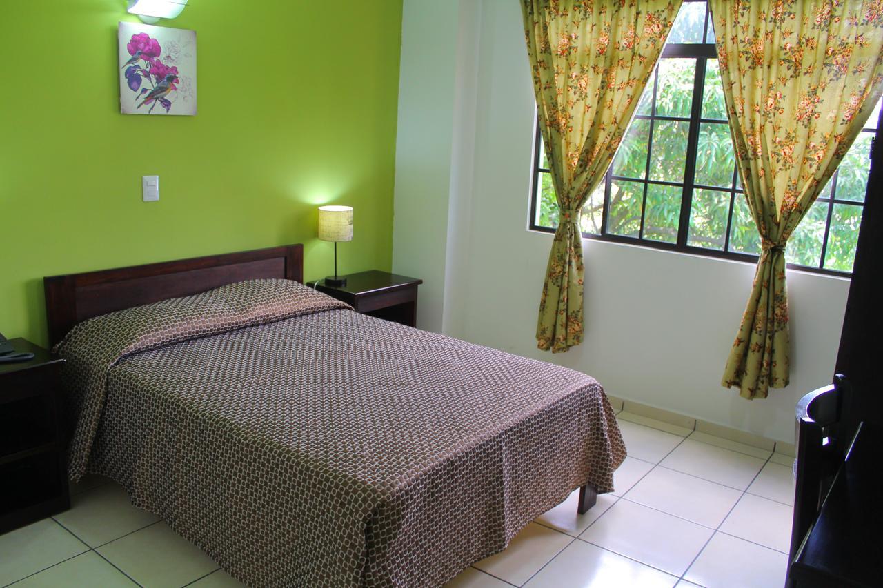 Hostal De Asturias San Salvador Zewnętrze zdjęcie